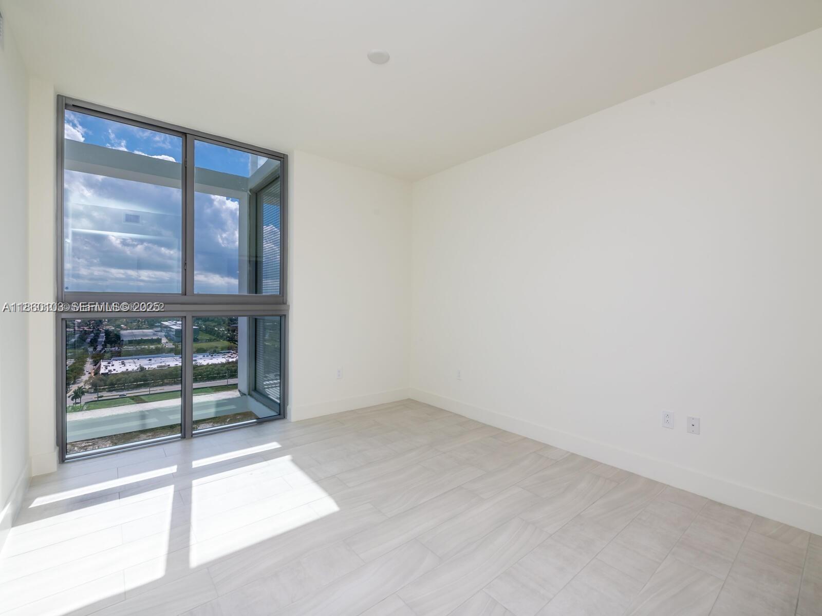2000 Metropica Way 2509 Property Photo 40