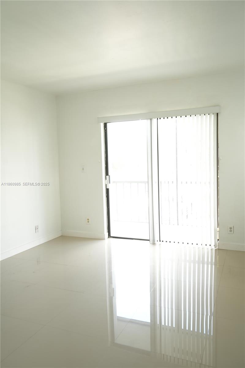 2800 S University Drive 2a Property Photo 16