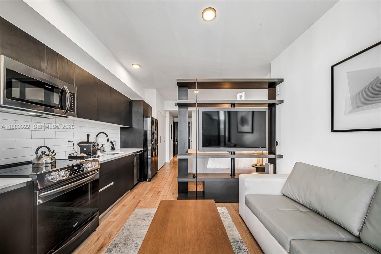 398 Ne 5 4416 4416 Property Photo 1