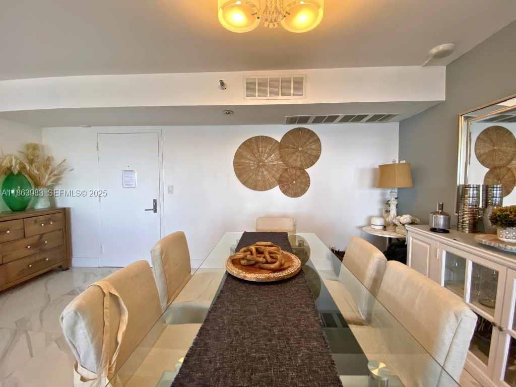 3530 Mystic Pointe Drive 3014 Property Photo 6