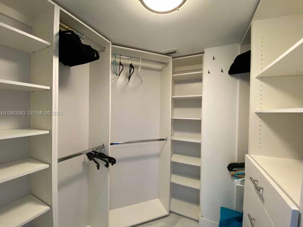 3530 Mystic Pointe Drive 3014 Property Photo 32