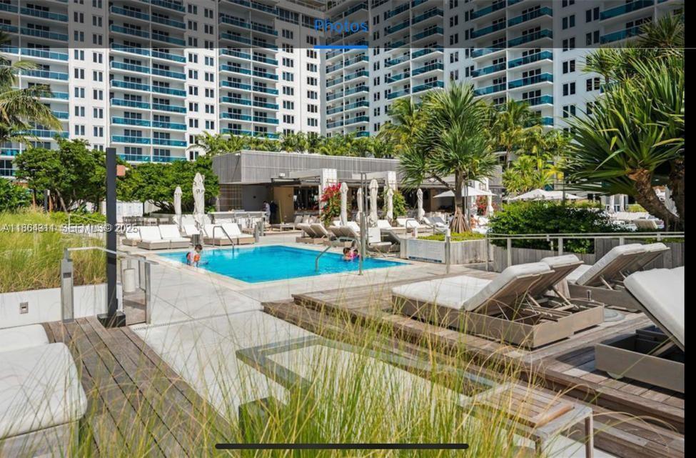 2301 Collins Avenue 542 Property Photo 22