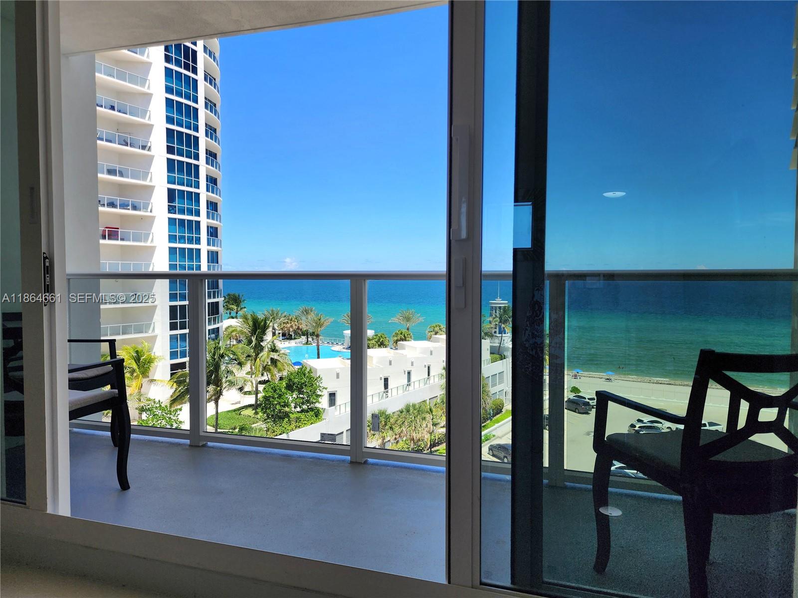 3505 S Ocean Drive 707 Property Photo 2