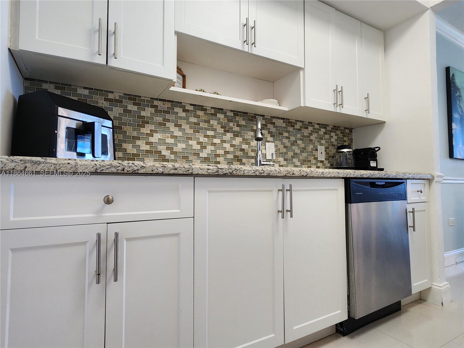 3505 S Ocean Drive 707 Property Photo 12