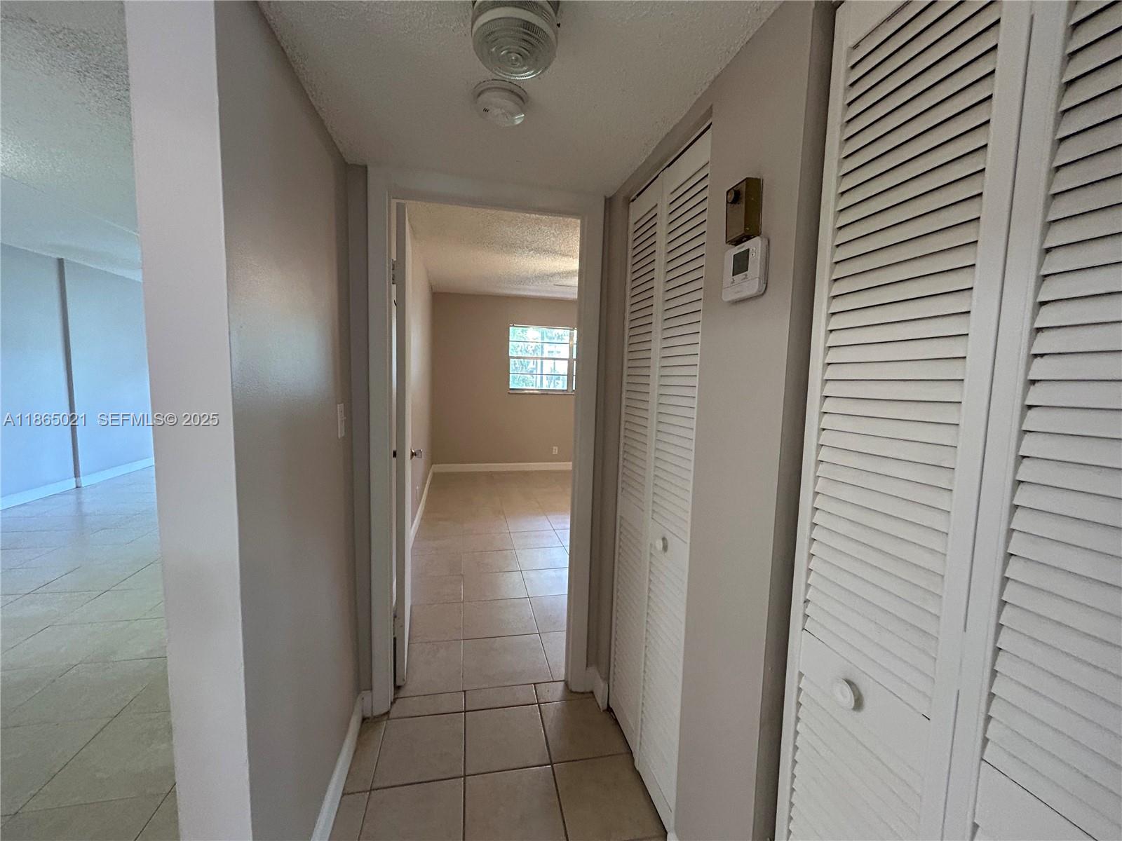6505 Winfield Boulevard B-18 Property Photo 7
