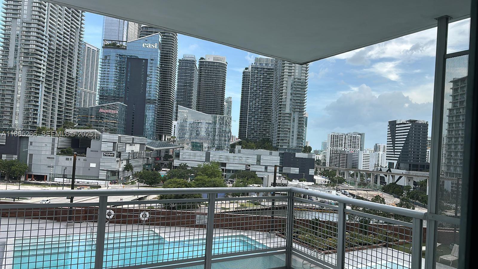 350 S Miami Avenue 1108 Property Photo 1