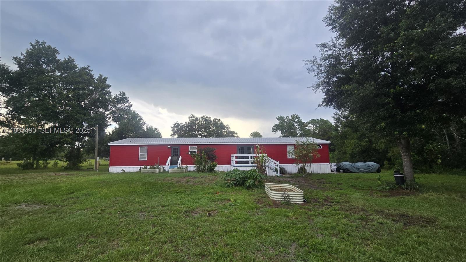 A11865490 Property Photo 1