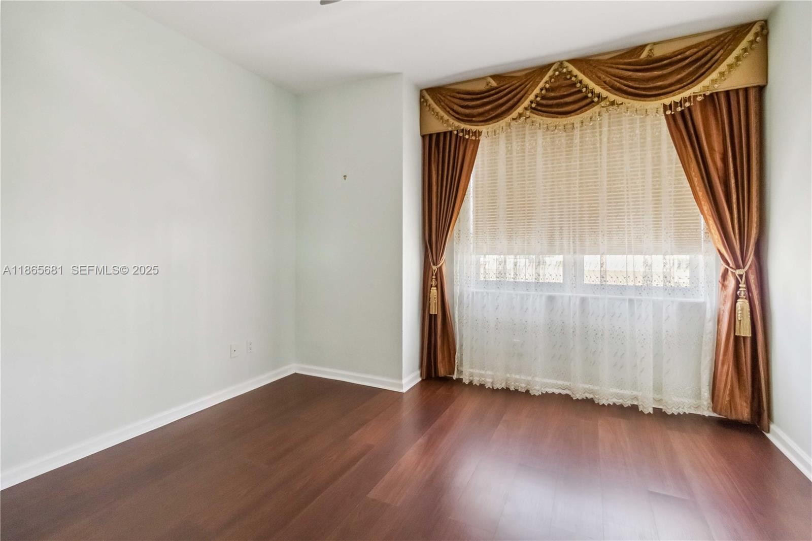 511 Se 5th Avenue 1214 Property Photo 20