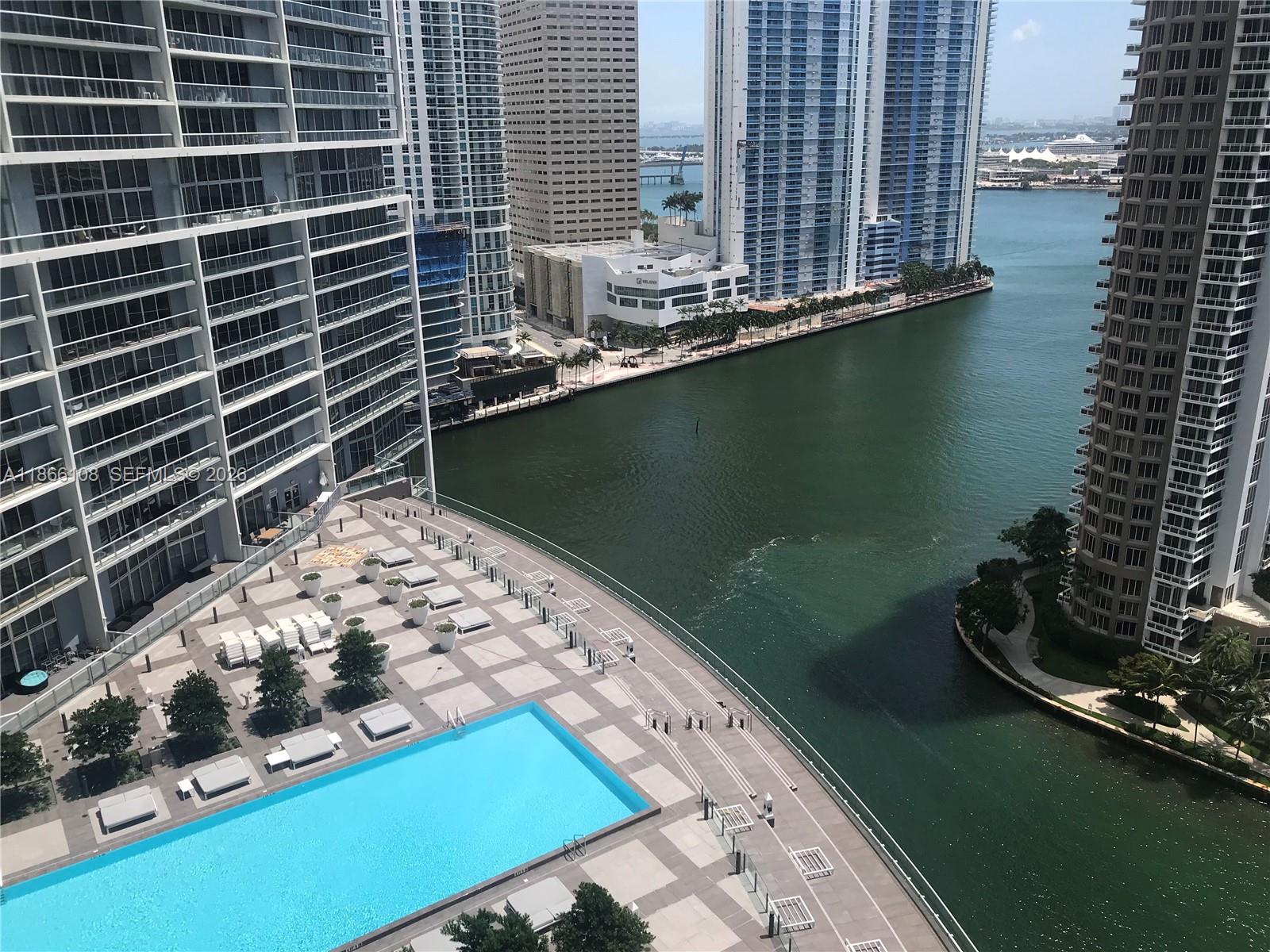 495 Brickell Avenue 3504 Property Photo 14