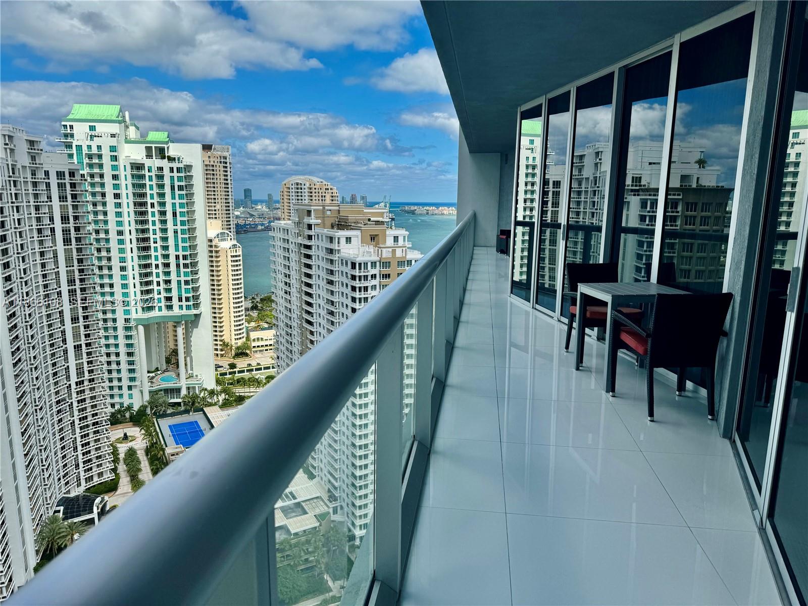 495 Brickell Avenue 3504 Property Photo 15