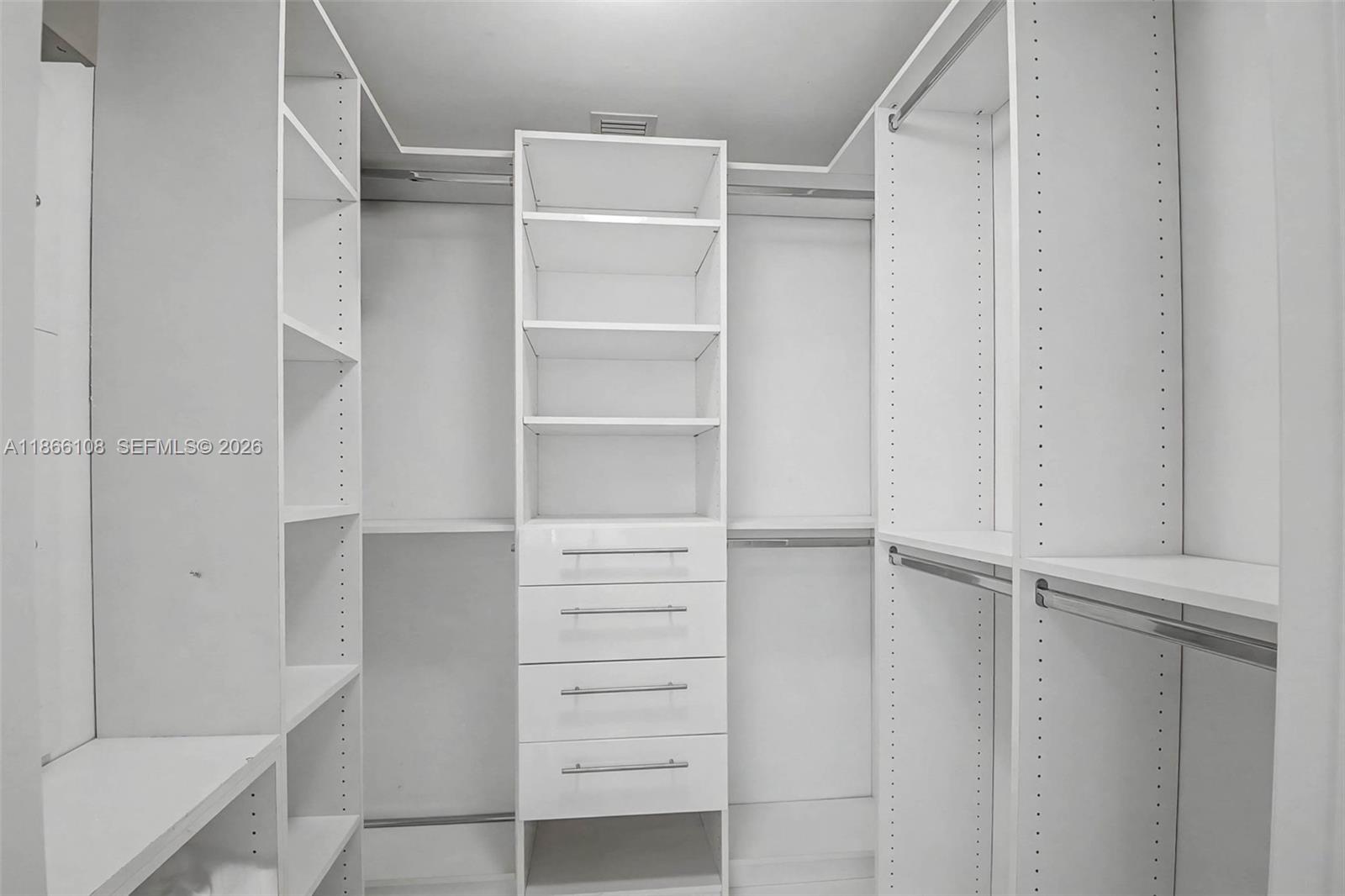 495 Brickell Avenue 3504 Property Photo 21