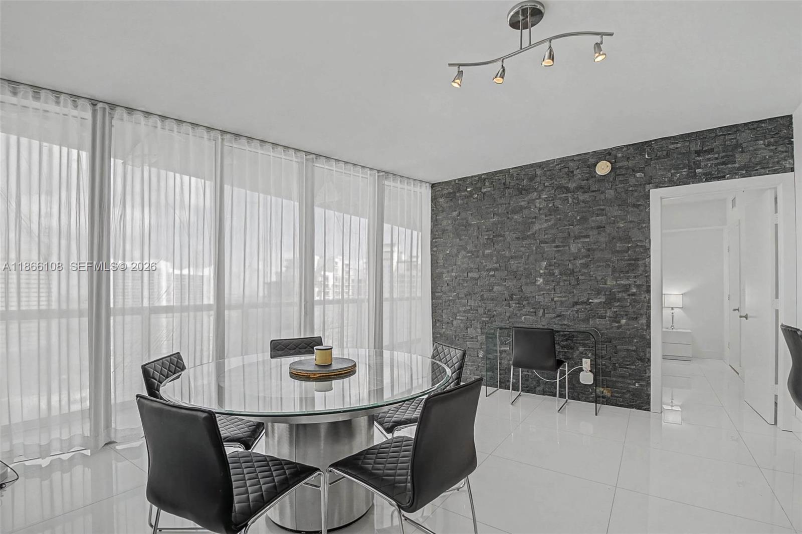 495 Brickell Avenue 3504 Property Photo 23