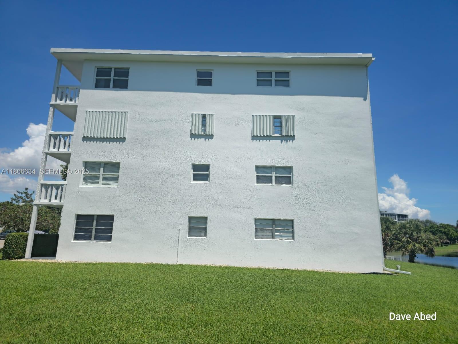 1016 Newport G 1016 Property Photo 5