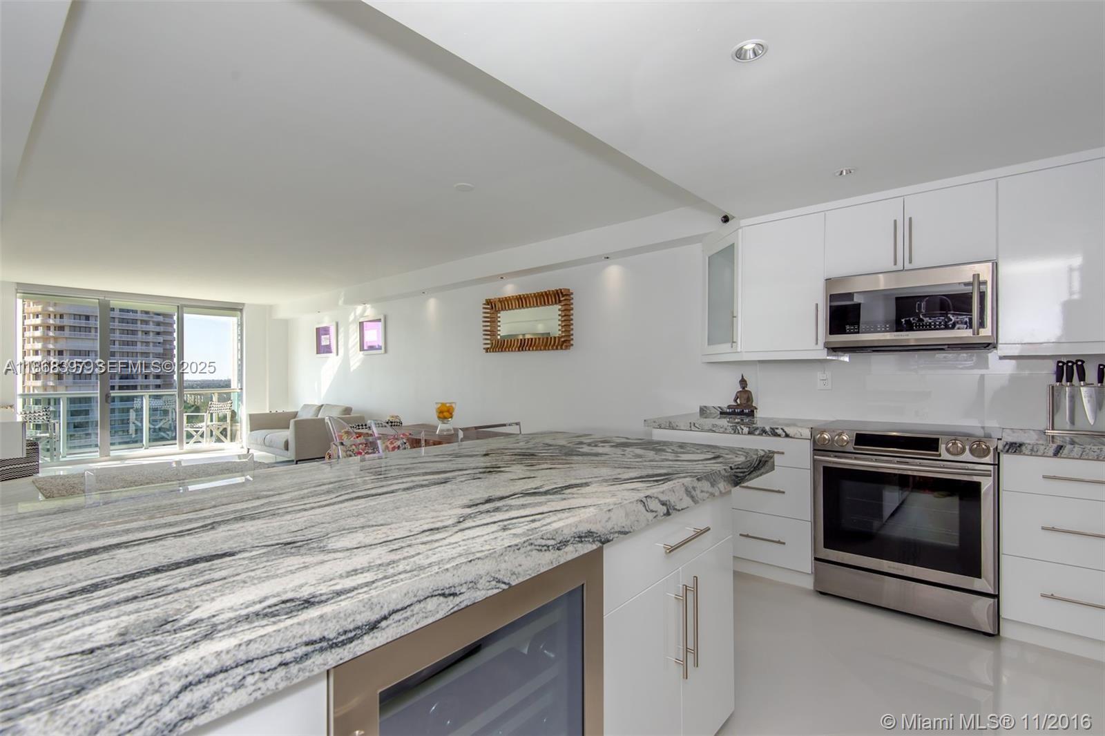 19390 Collins Avenue 1121 Property Photo 7