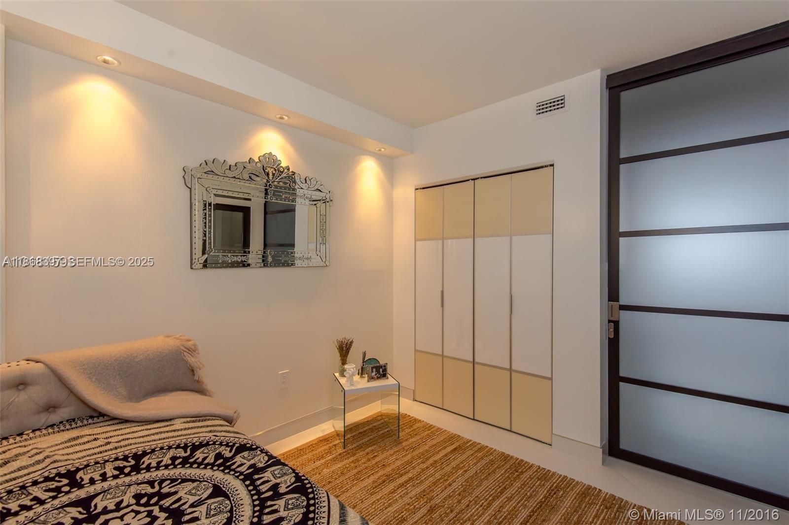 19390 Collins Avenue 1121 Property Photo 23