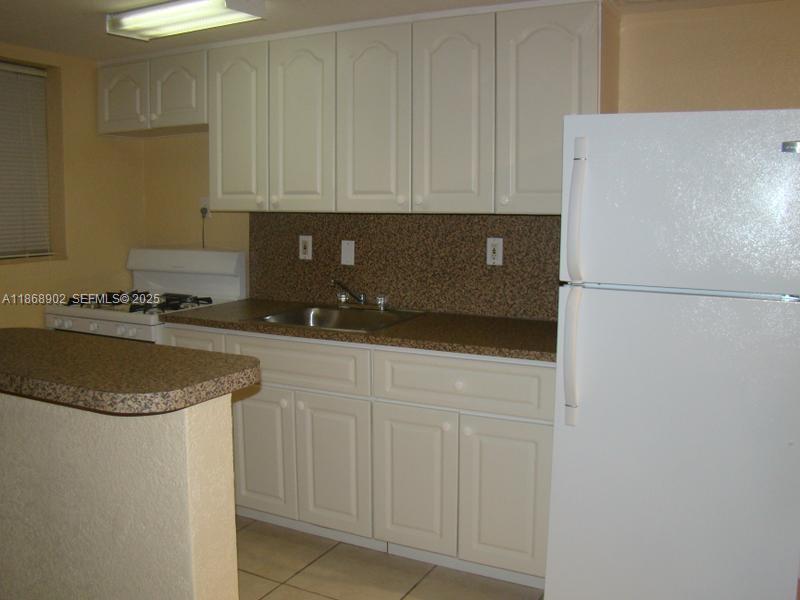 3901 Sw 112th Avenue 46 Property Photo 4