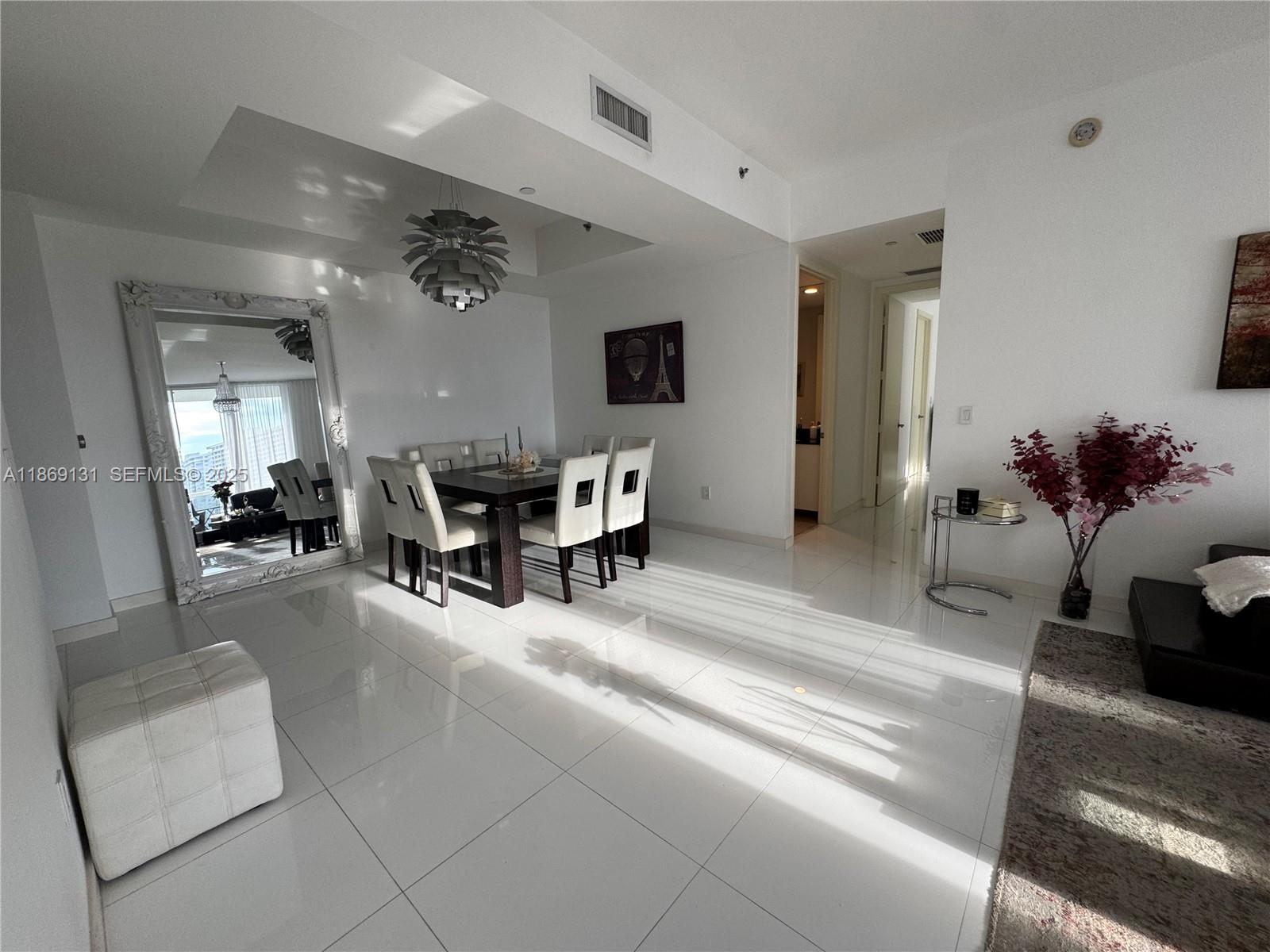 15811 Collins Avenue 605 Property Photo 9