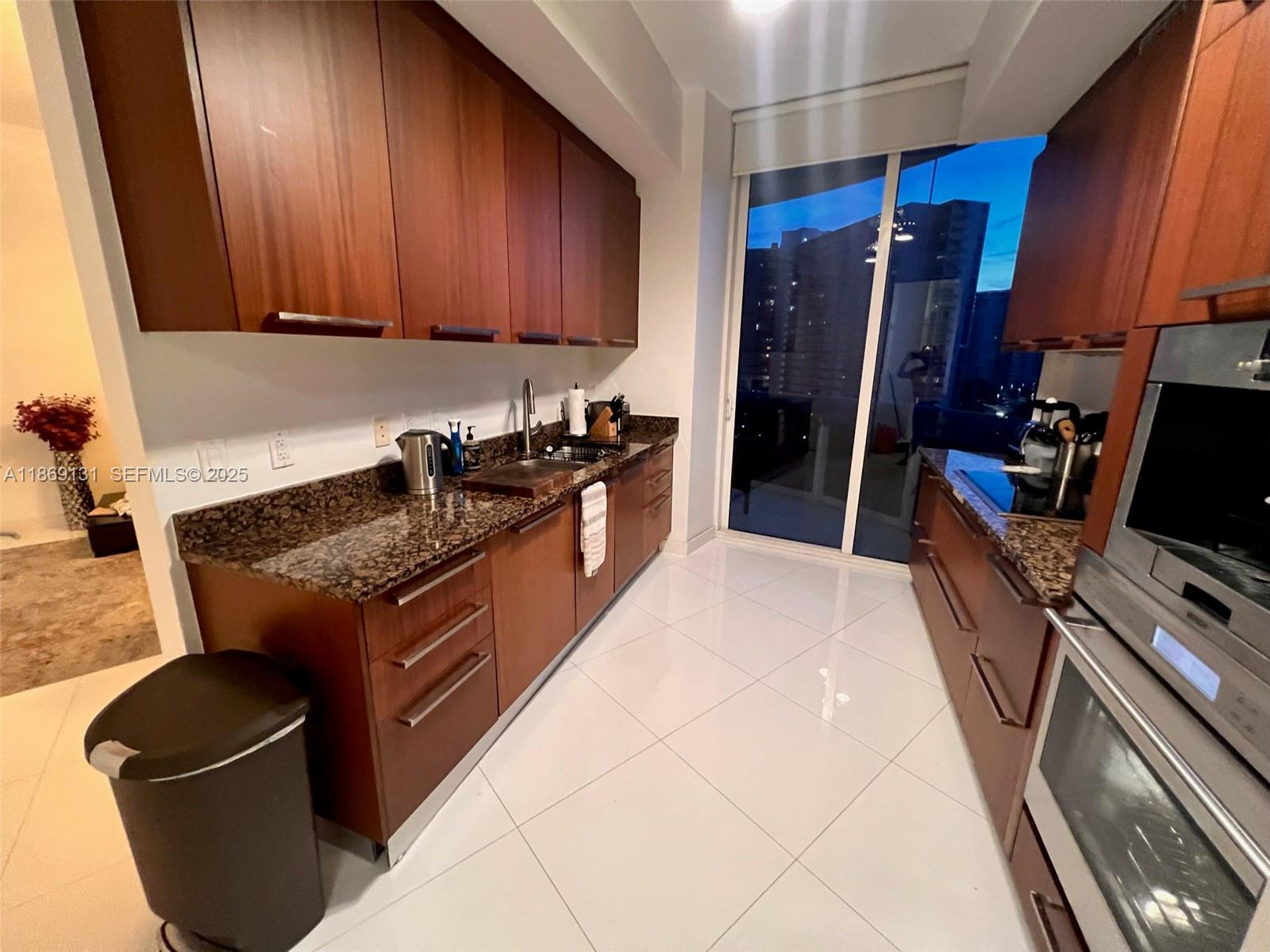15811 Collins Avenue 605 Property Photo 12
