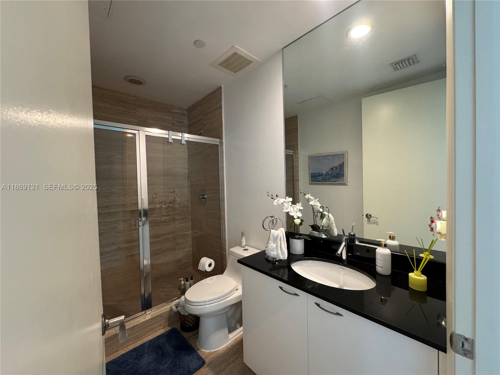 15811 Collins Avenue 605 Property Photo 24