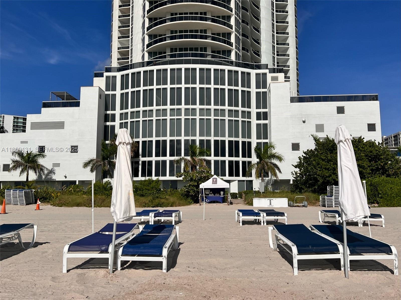 15811 Collins Avenue 605 Property Photo 28
