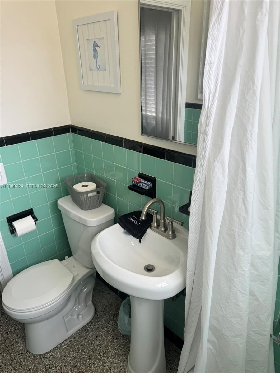 121 Linda Lane Property Photo 32