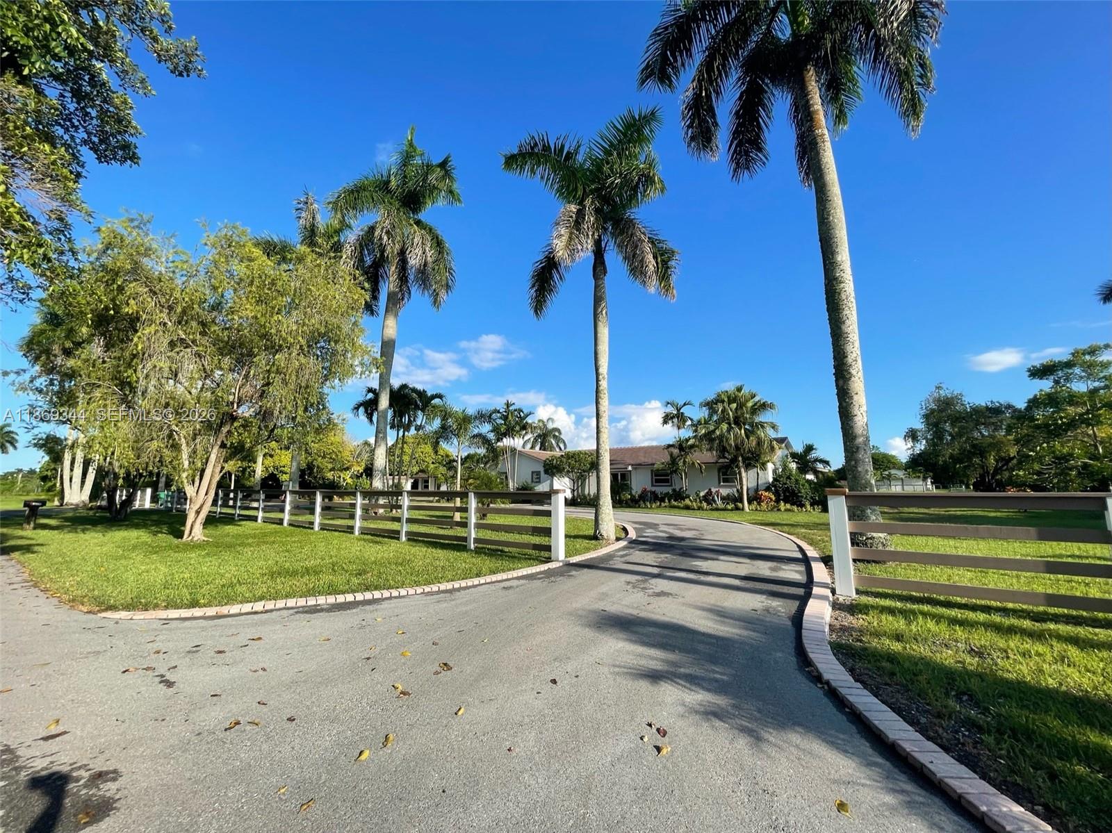 16490 Sw 244th Street Property Photo 1