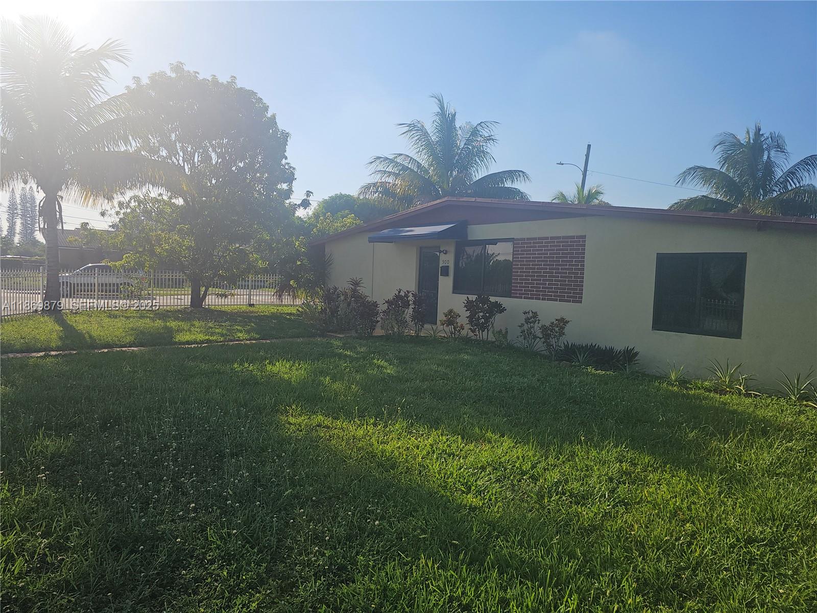 500 Nw 199th Street Property Photo 2
