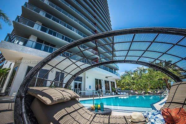 2602 E Hallandale Beach Boulevard R2510 Property Photo 20