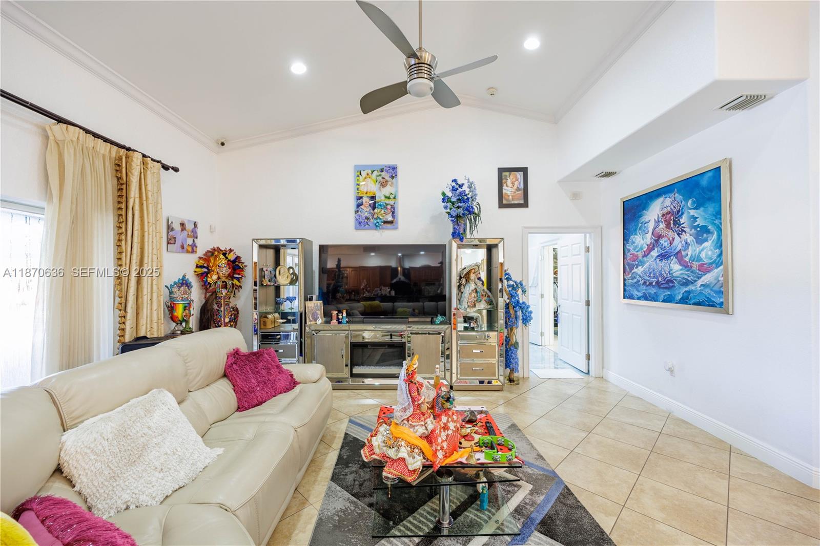 A11870636 Property Photo 9