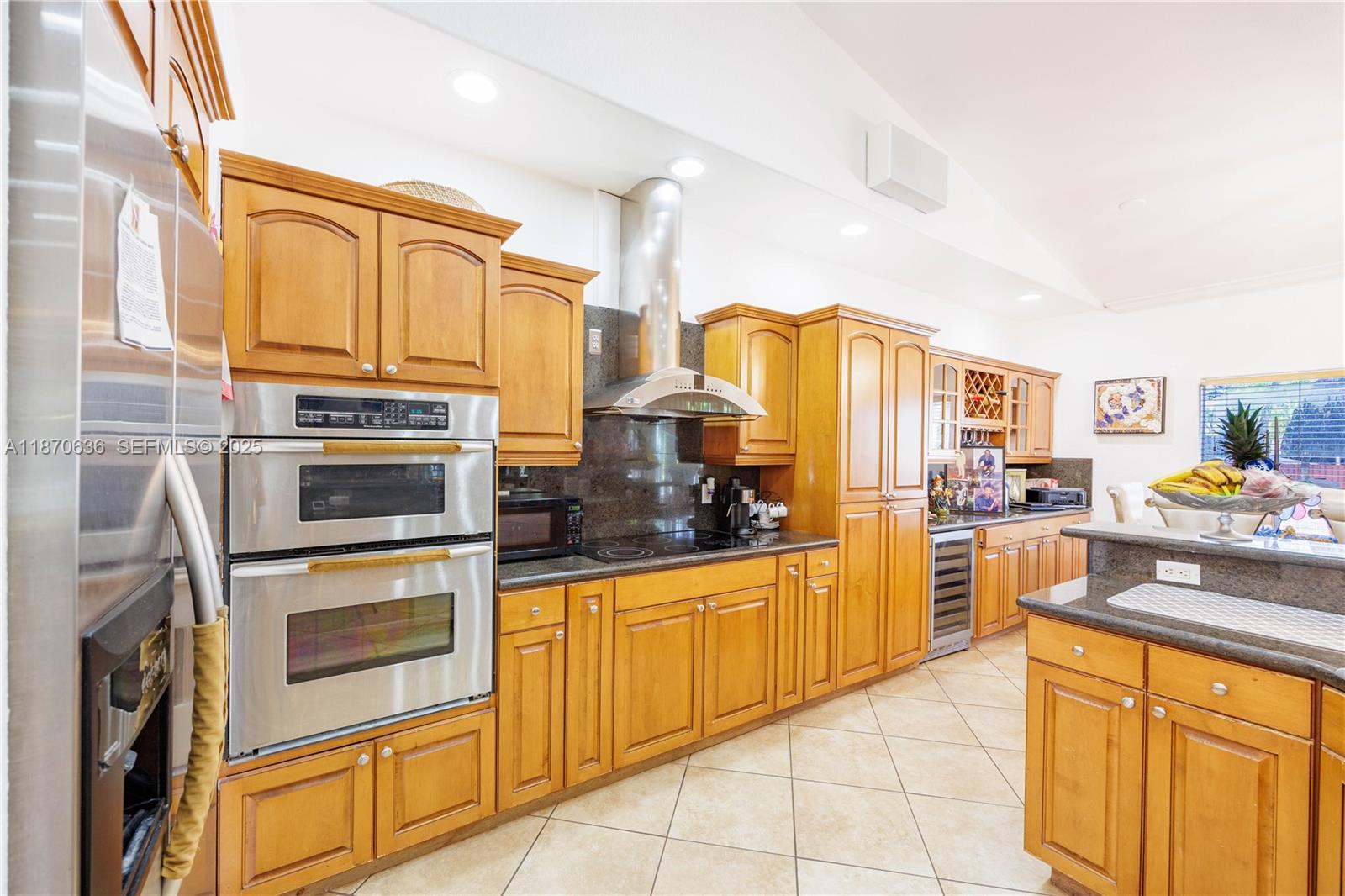 A11870636 Property Photo 19