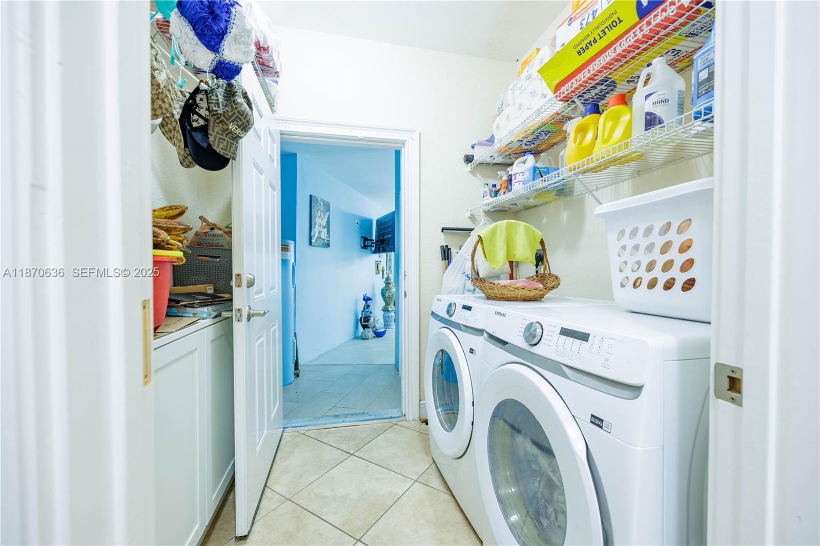 A11870636 Property Photo 37