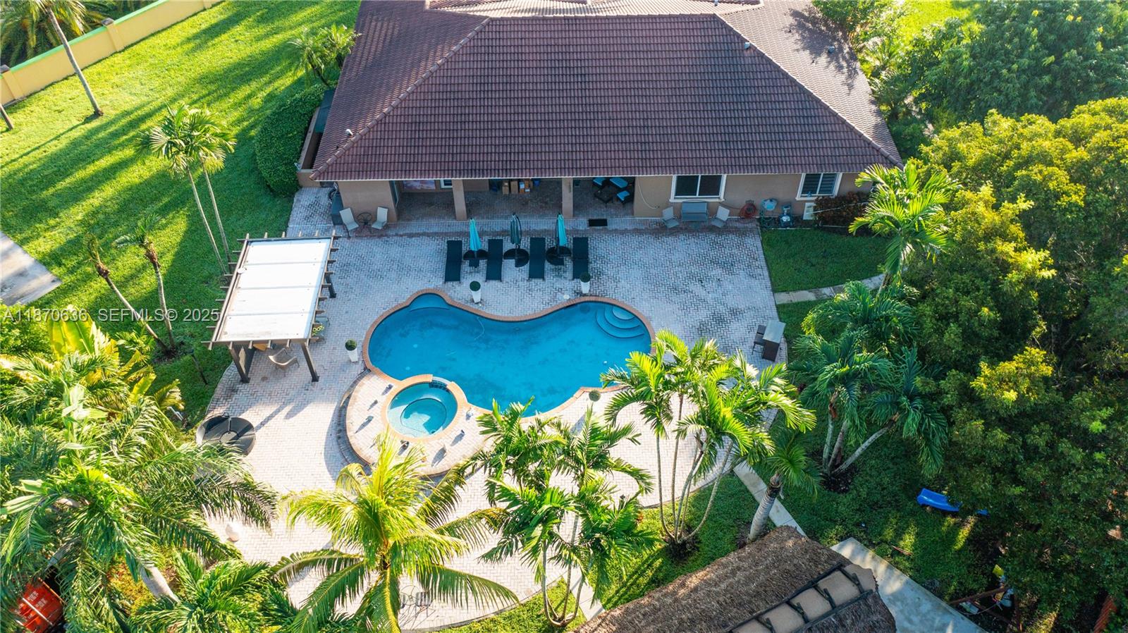A11870636 Property Photo 55