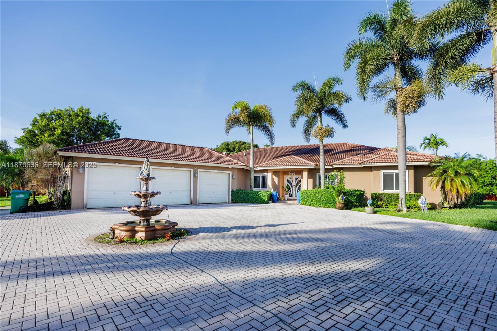 A11870636 Property Photo 64