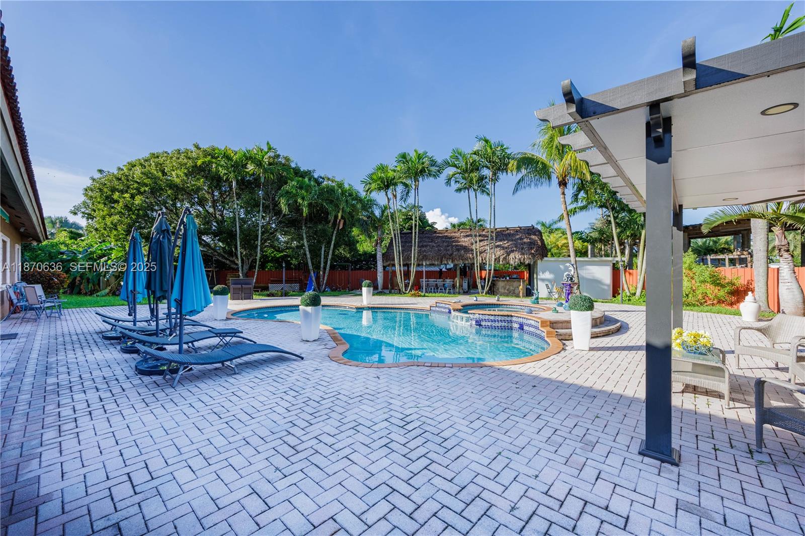 A11870636 Property Photo 88