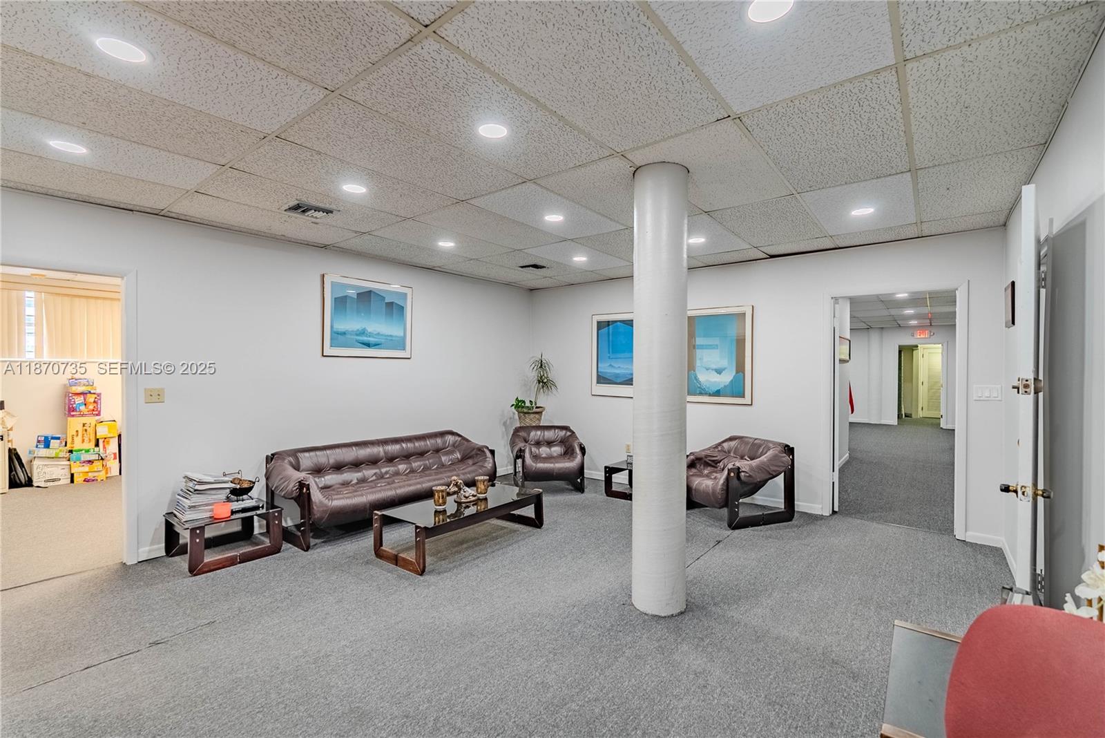 529 W Flagler Street Property Photo 14