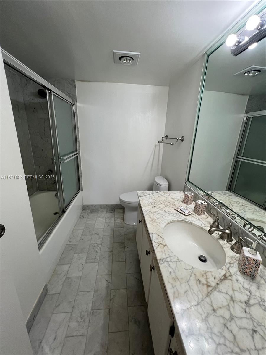 2301 S Ocean Drive 506 Property Photo 13