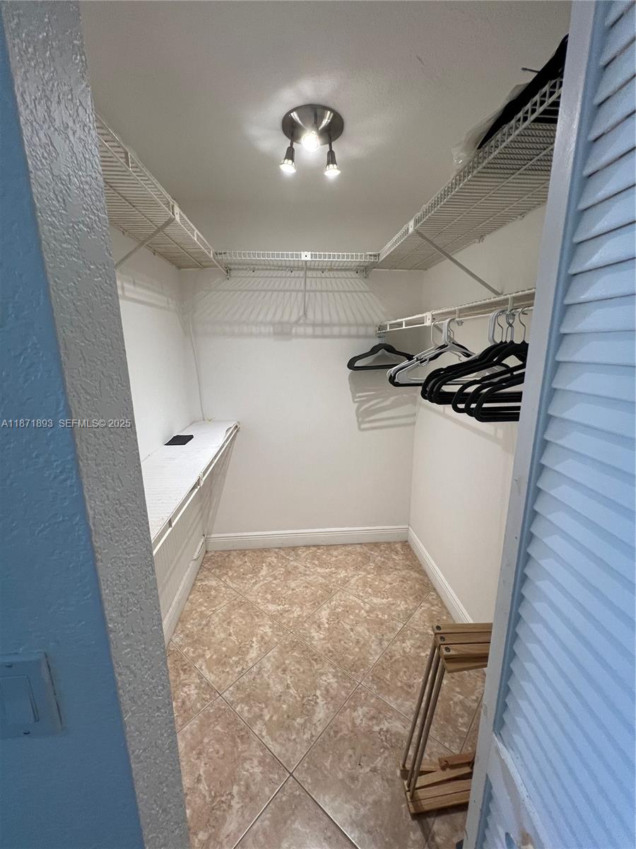 2301 S Ocean Drive 506 Property Photo 14