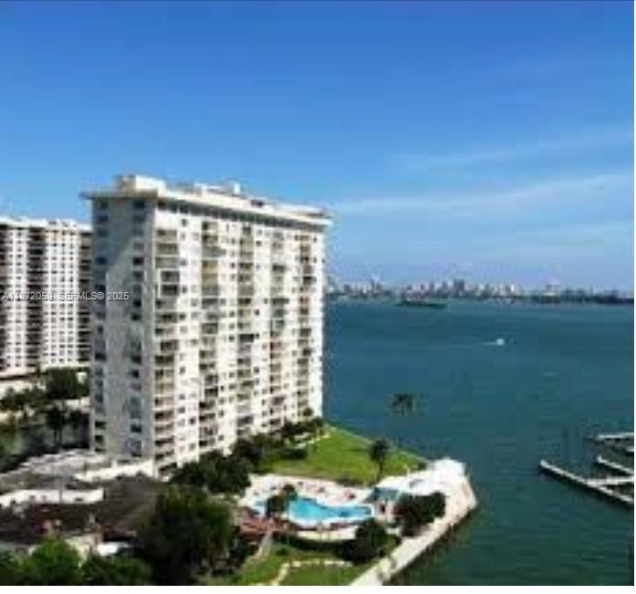 11111 Biscayne Boulevard 4d Property Photo 2