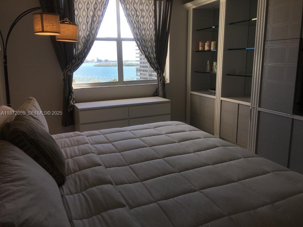 11111 Biscayne Boulevard 4d Property Photo 3