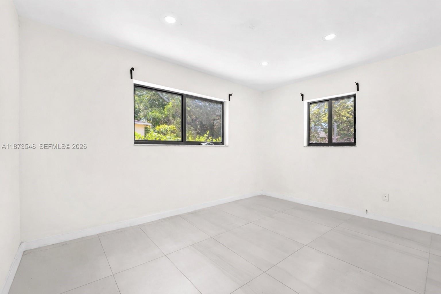 621 Sw 33rd Avenue Property Photo 11