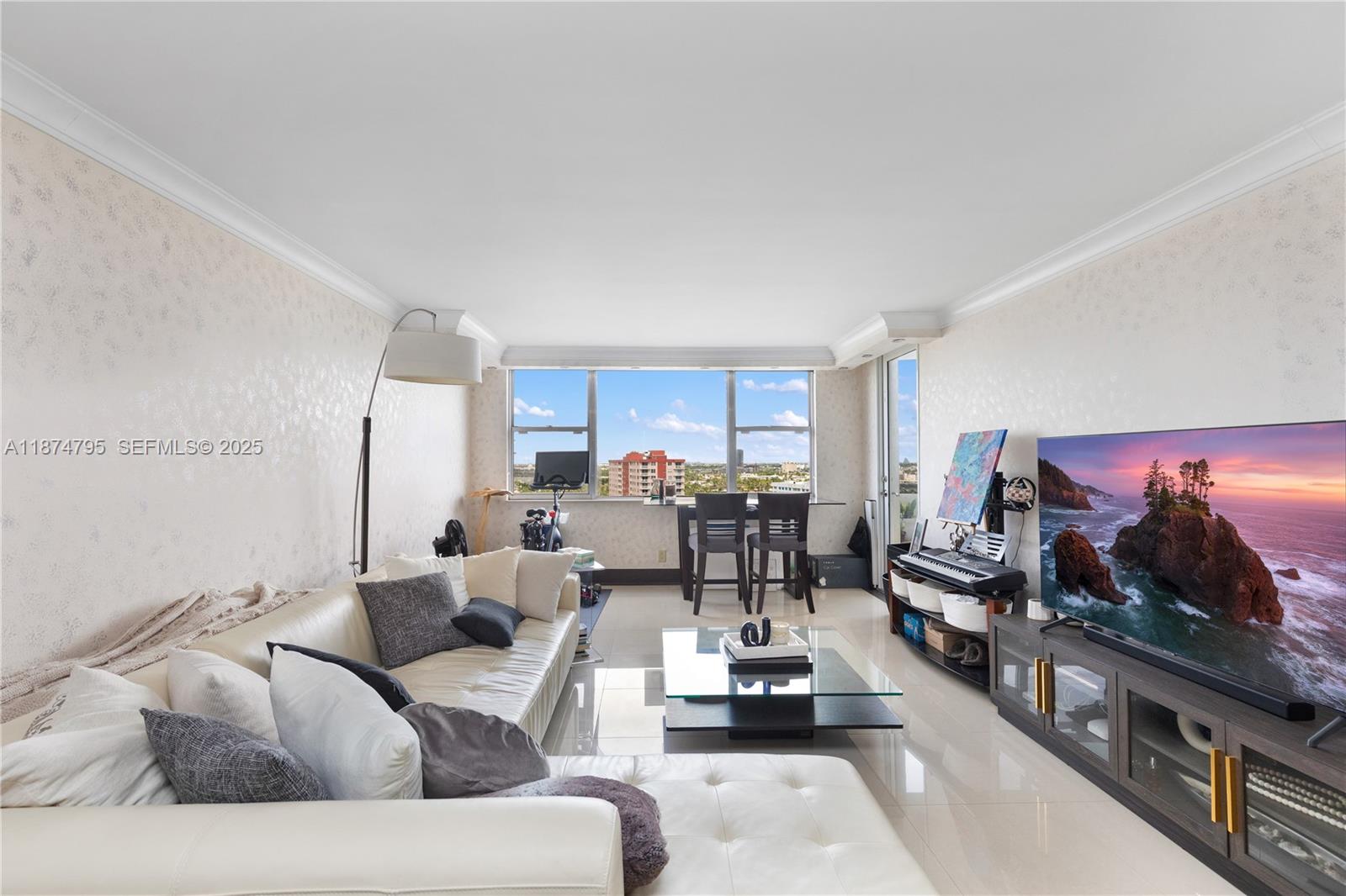 3180 S Ocean Drive 1517 Property Photo 10