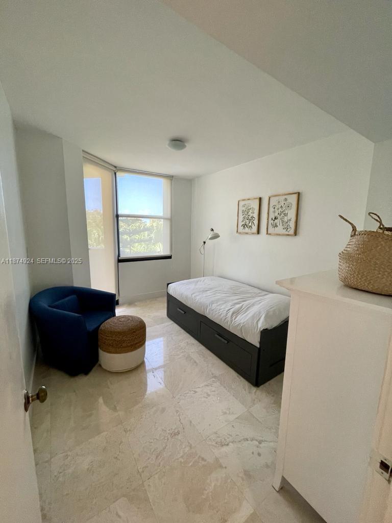 101 Crandon Boulevard 381 Property Photo 16