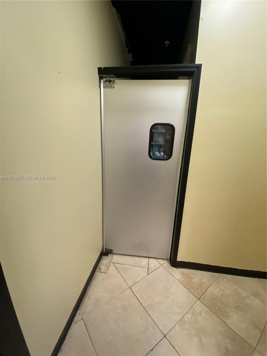 A11875062 Property Photo 27