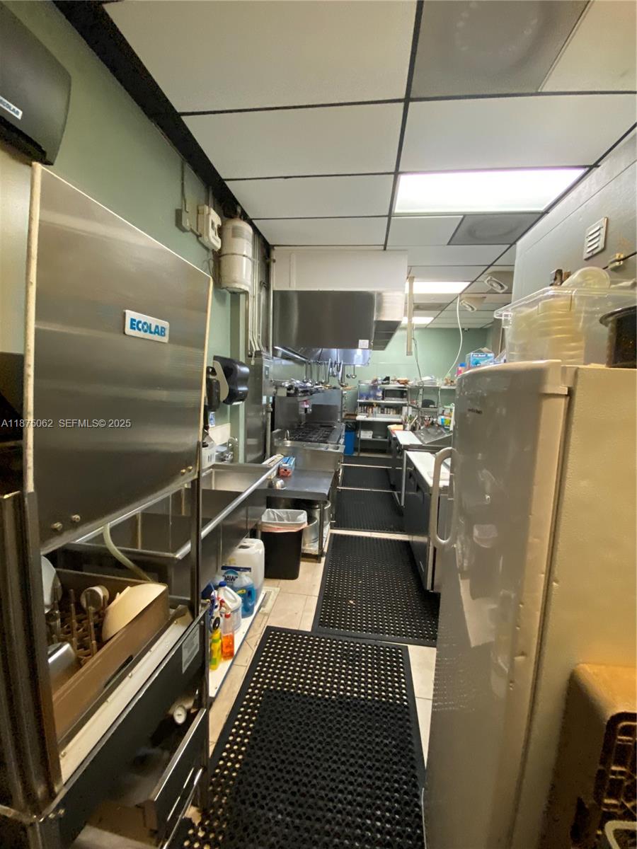A11875062 Property Photo 31