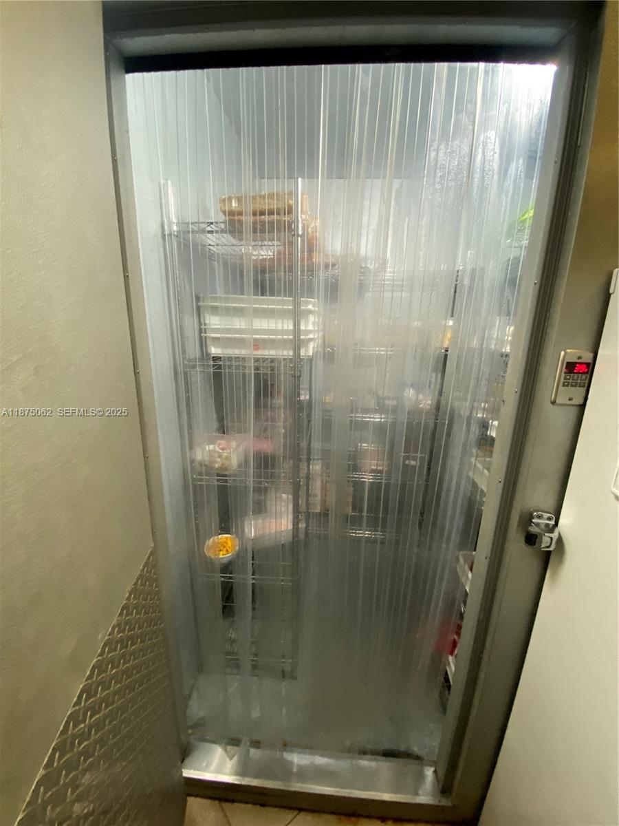 A11875062 Property Photo 37