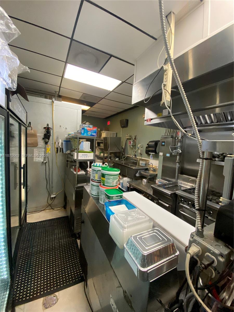 A11875062 Property Photo 49