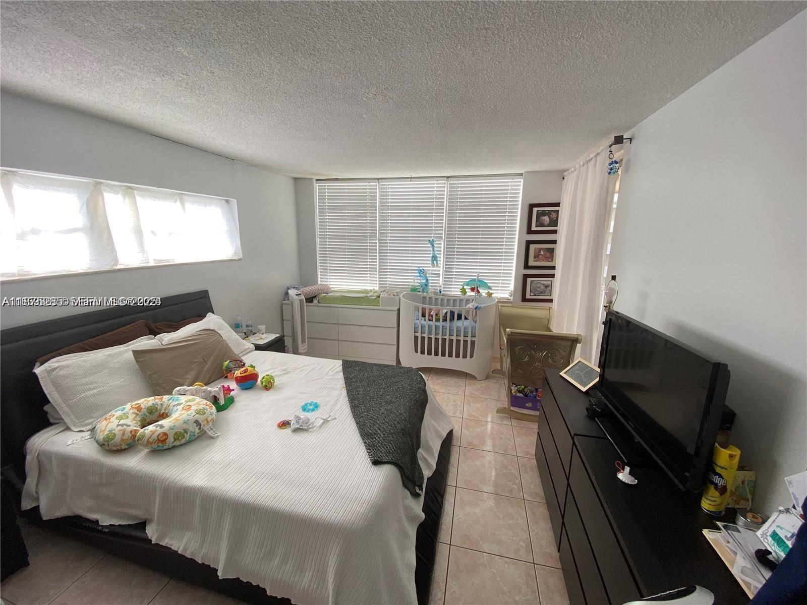 1670 Ne 191st Street 315-3 Property Photo 6