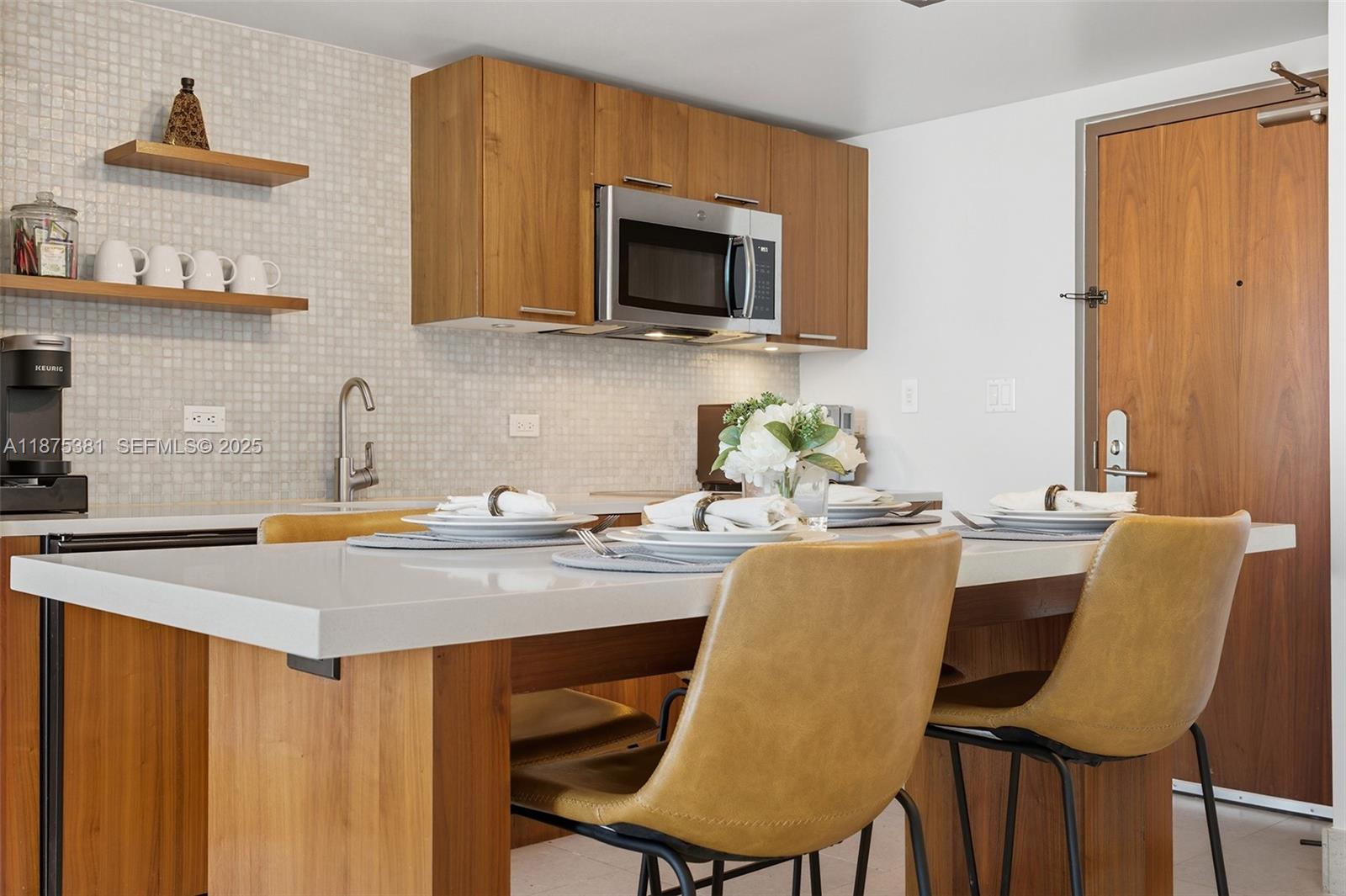 A11875381 Property Photo 10