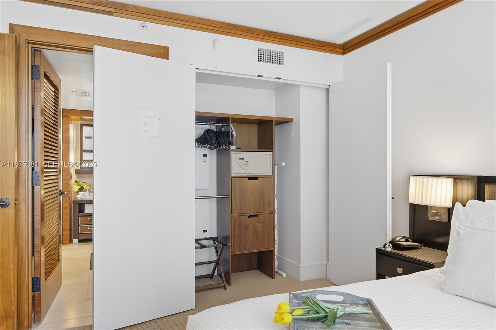 A11875381 Property Photo 18