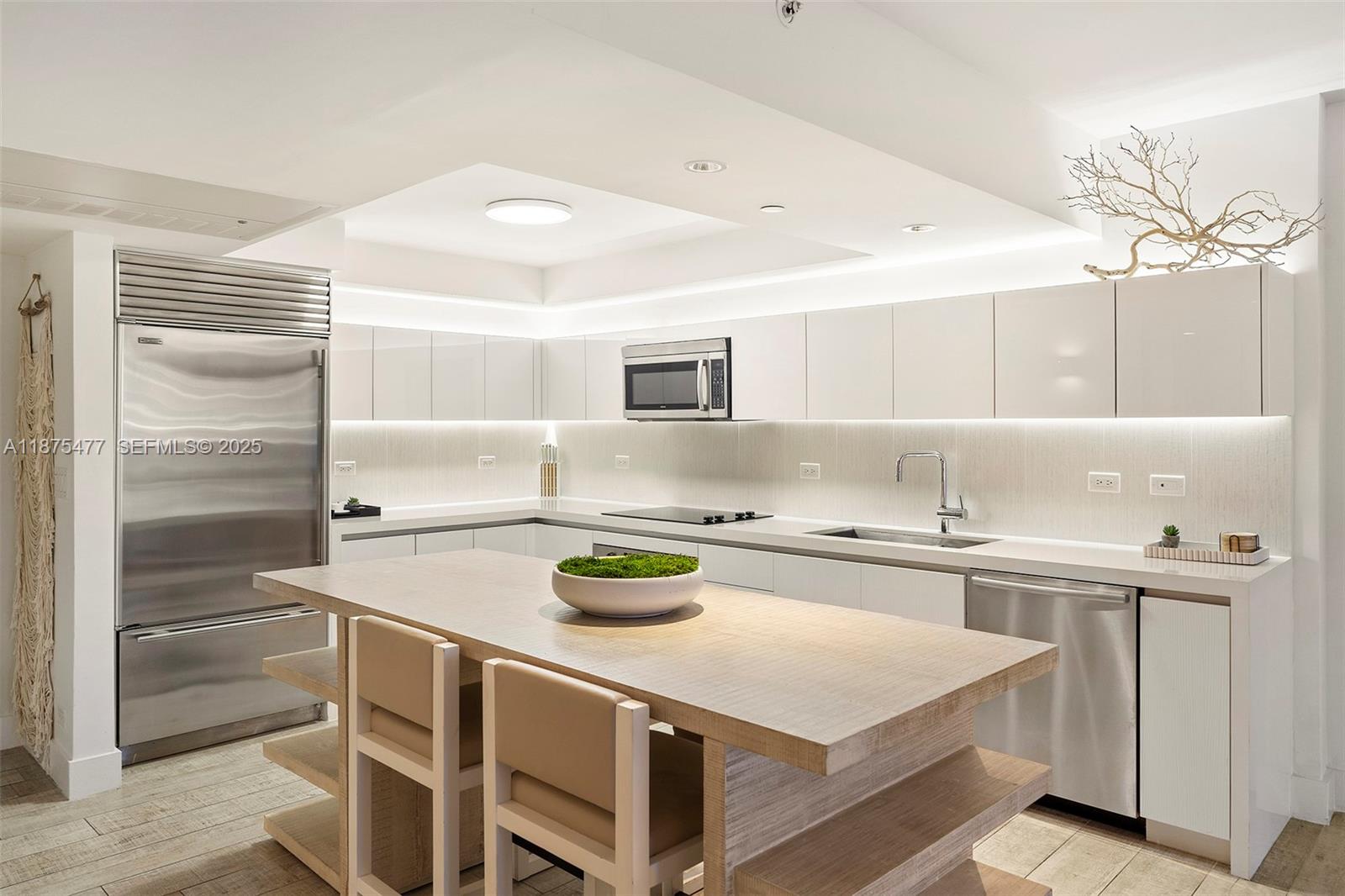 A11875477 Property Photo 11